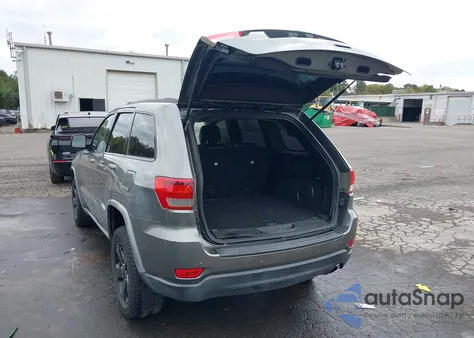 2011 Jeep Grand Cherokee Laredo from USA, damaged, VIN 1J4RR4GG9BC731352